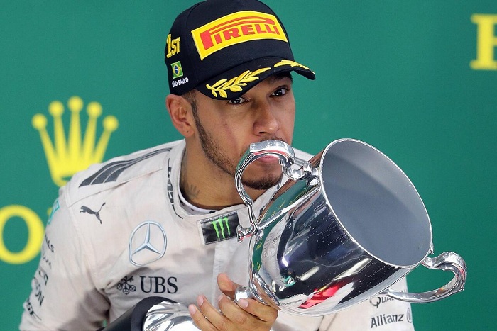 Lewis Hamilton gewinnt im Regen-Chaos -Nico Rosberg wird Zweiter