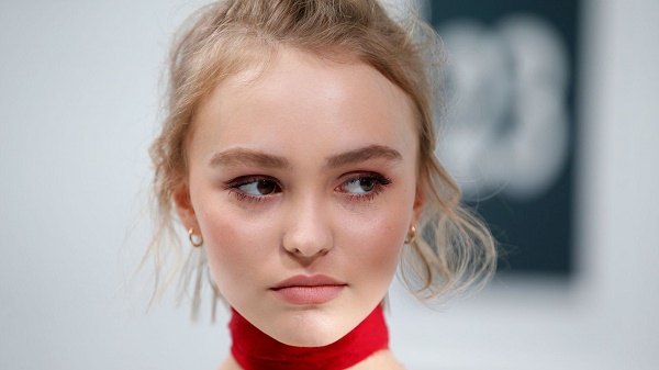 Lily-Rose Depp, 16 ans et déjà égérie de Chanel 