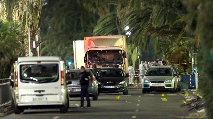 Türkei: Mit dem LKW gegen Putsch-Panzer