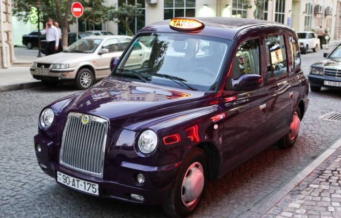 Bakıda "London taksisi" oğurlanıb
