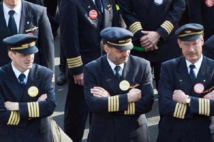 British Airways cabin crew call off Christmas strike
