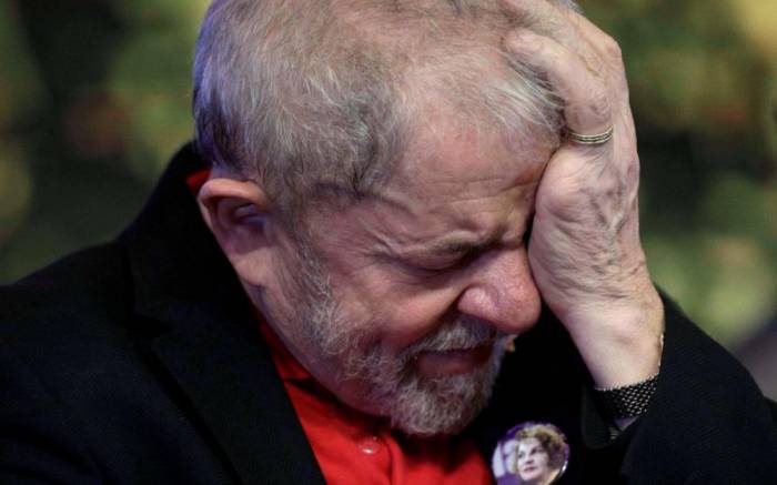 Brésil : l'ancien président Lula condamné à 9 ans de prison
