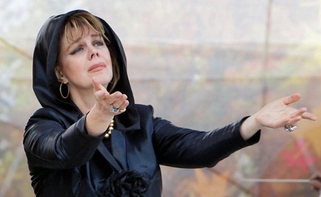 Russian opera singer will give concert for Karabakh separatists