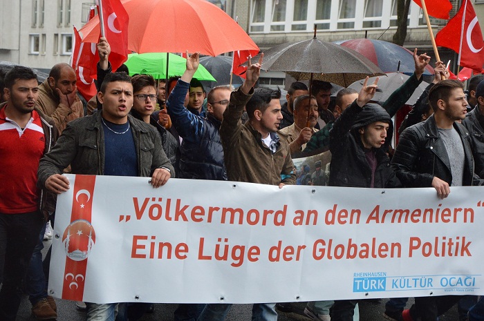 Das Genozid  an der historischen Wahrheit