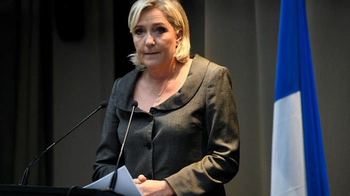 Marine Le Pen veut séduire les banlieues