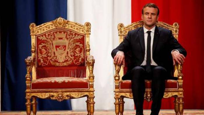 France: Macron va recevoir Rihanna et Bono