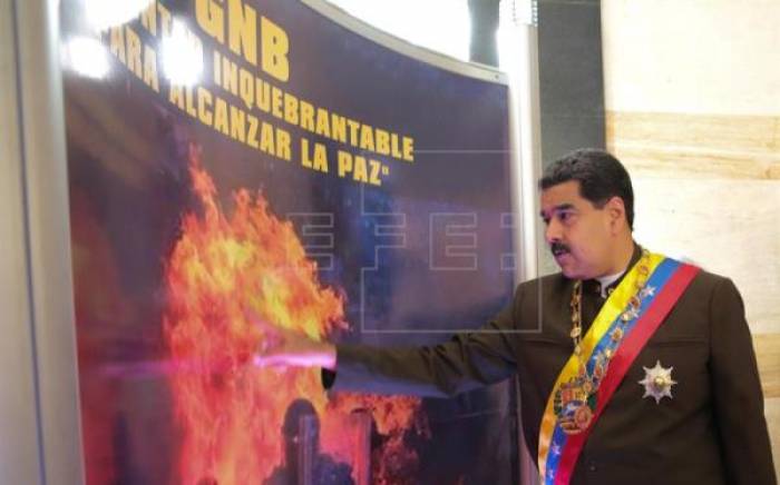 Maduro acusa a la Fiscalía de "complicidad" con la "insurgencia armada"