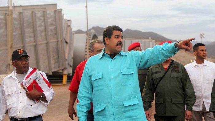 Maduro droht mit Übernahme lahmgelegter Fabriken