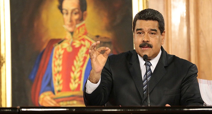 Maduro accuses Obama of spreading war as he holds major military exercises 