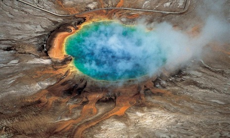 Yellowstone national park: scientists discover huge magma chamber