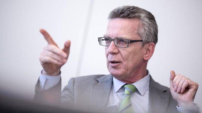 De Maizière schürt Vorurteil