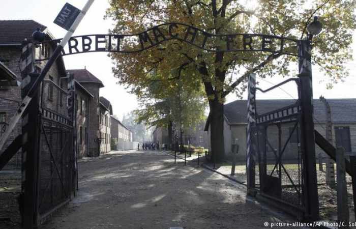 Makabre Aktion am KZ Auschwitz