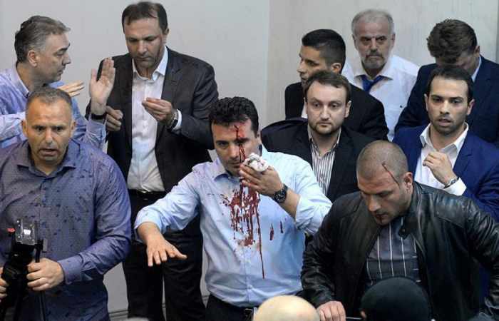 Macédoine : heurts au Parlement, le chef de l'opposition blessé