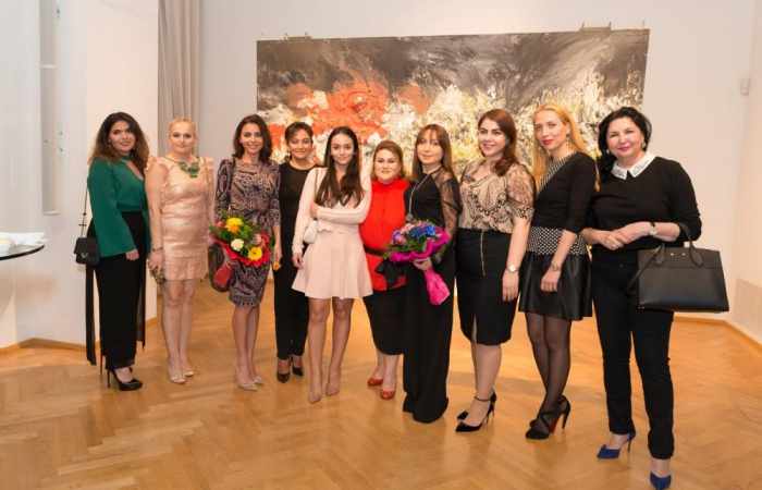 Talented Azerbaijani artist Aida Mahmudova’s ‘Landscaped’ exhibition opens in Vienna