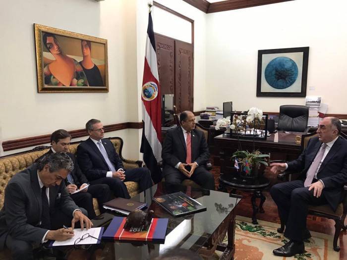 Le président du Costa Rica rencontre le ministre azerbaïdjanais des Affaires étrangères