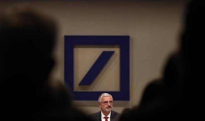 Deutsche Bank bittet Ex-Manager für Skandale zur Kasse