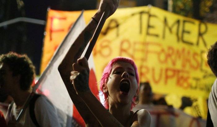 Manifestaciones contra la reforma laboral de Temer acaban en incidentes