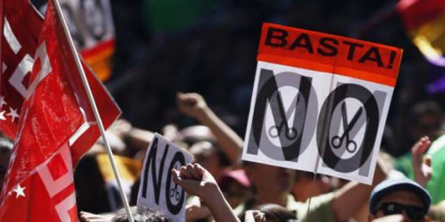Manifestation massive à Madrid pour "la dignité" de l'emploi