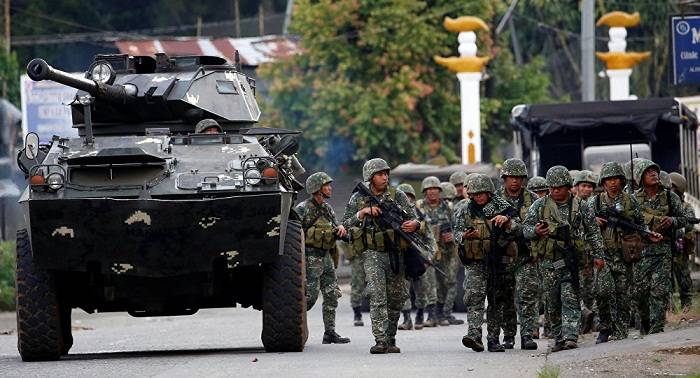 Militares filipinos anuncian la muerte de más de 60 terroristas en Marawi