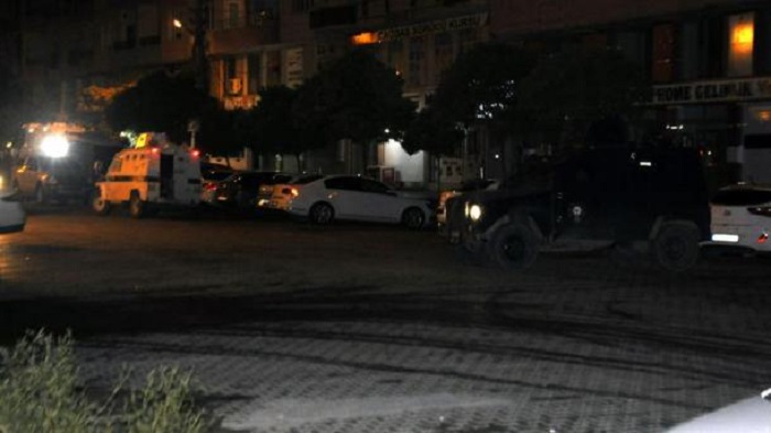 Mardin-Kiziltepe: Angriff auf Parteisitz der AK Partei