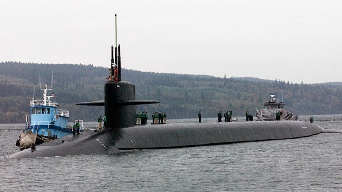 Etats-Unis : un sous-marin nucléaire percute un ravitailleur en pleine mer