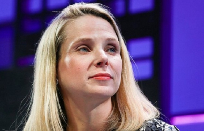 Yahoo boss Marissa Mayer loses millions in bonuses over security lapses