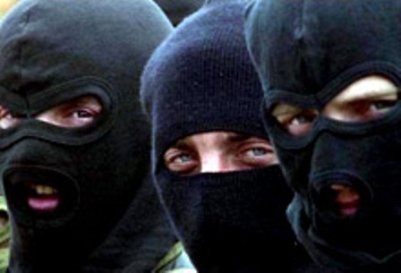 Evə basqın edən maskalılar bacı -qardaş imiş 