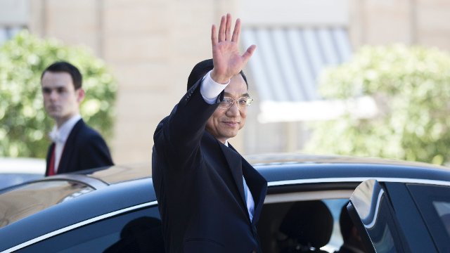 Arrivée du PM chinois au Kirghizistan pour une visite officielle et une réunion de l`OCS