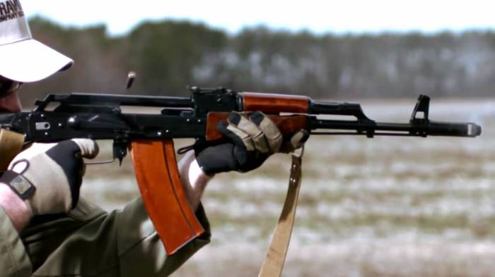 Maştağada 26 yaşlı oğlan güllələnib