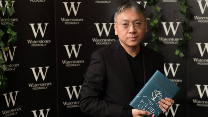 Prix Nobel de littérature: "C'est un honneur magnifique", a réagi Kazuo Ishiguro