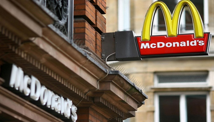 In US unknown people take hostage McDonald`s visitors
