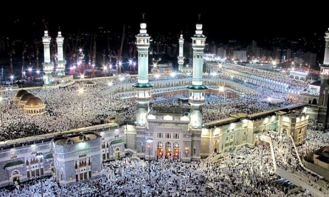 Muslim Pilgrims Mass in Mecca for Hajj