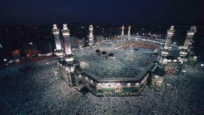 Google lance une application pour trouver la direction de la Mecque en réalité