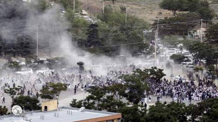 Plusieurs explosions à Kaboul lors des funérailles d'un manifestant
