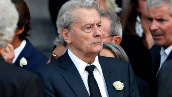 Alain Delon à l'hôpital après une alerte cardiaque