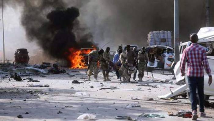 Plus de 20 morts dans un attentat à la bombe à Mogadiscio