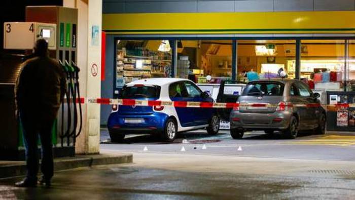 Un ado blesse plusieurs personnes avec une hache en Suisse