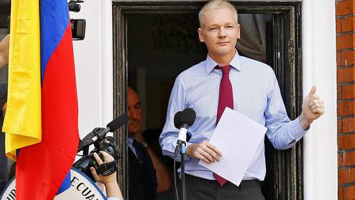 L`Equateur admet avoir restreint l`usage de l`internet à Assange