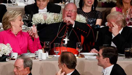 Quand Trump et Clinton se font rire, le temps d`un dîner  - VIDEO