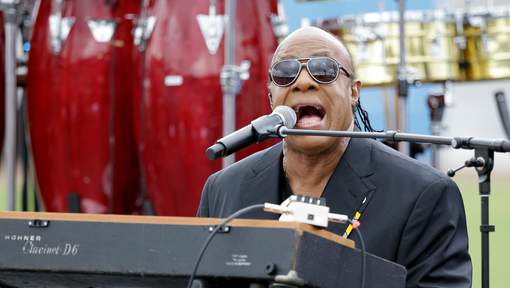 Stevie Wonder: "Voter Trump? Voudriez-vous que je conduise votre voiture?"