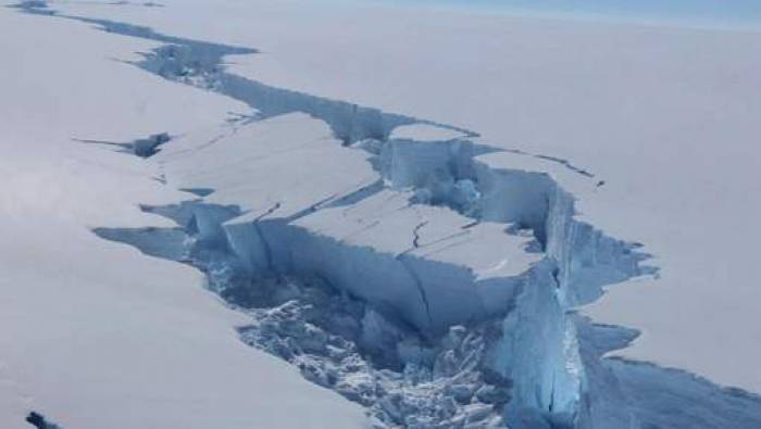 Antarctique: 91 nouveaux volcans découverts sous la glace