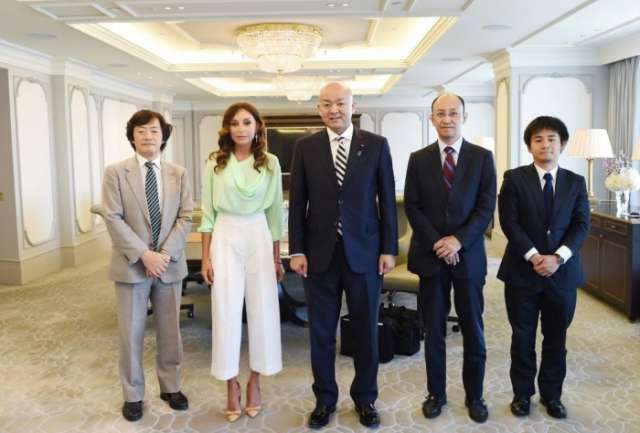 First VP Mehriban Aliyeva meets Japan’s parliamentary vice-minister for foreign affairs