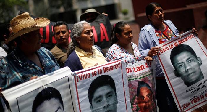 Familiares de 43 desaparecidos en México denuncian ante la CIDH "mentiras" en pesquisas