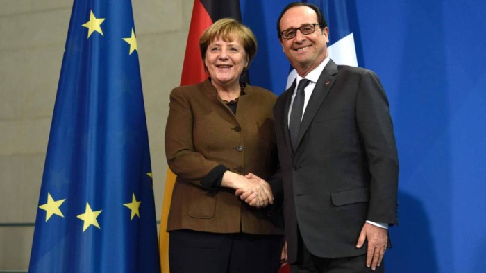 Merkel y Hollande piden prorrogar las sanciones económicas a Rusia
