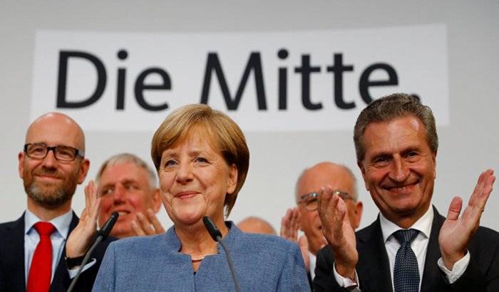 El bloque de Merkel gana las elecciones de Alemania con el 33% 