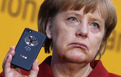 Snouden Merkellə bağlı açıqlama verəcək