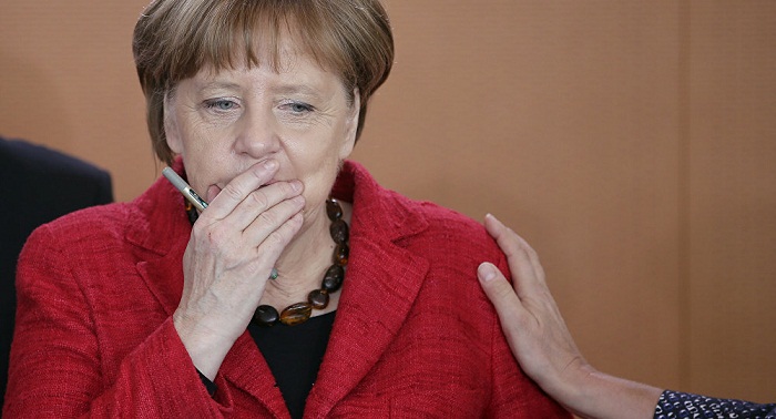 Fusillade: Merkel réunit un conseil de sécurité samedi