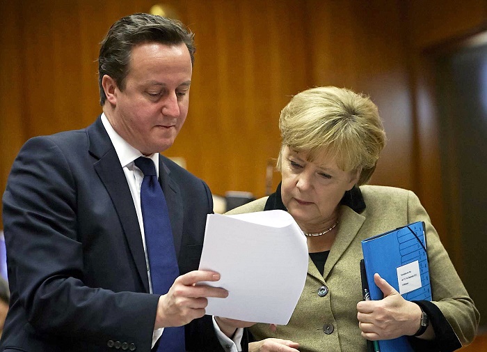 Brexit: Cameron considered last-ditch appeal to Merkel