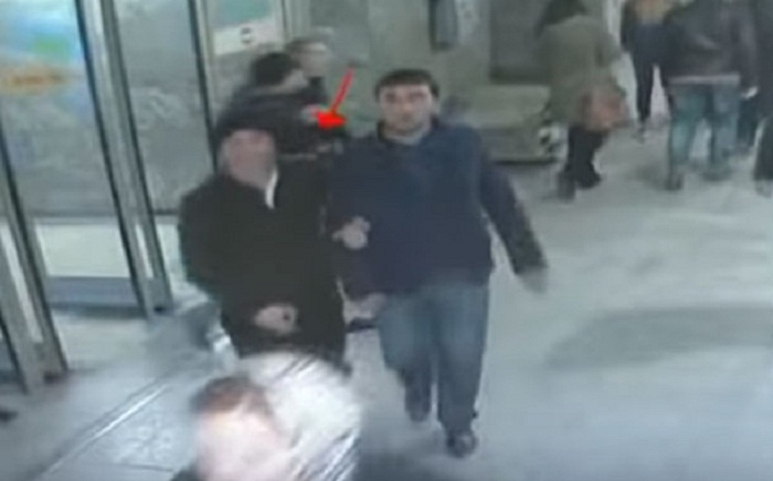Bakı metrosunda telefon oğurluğu - Video