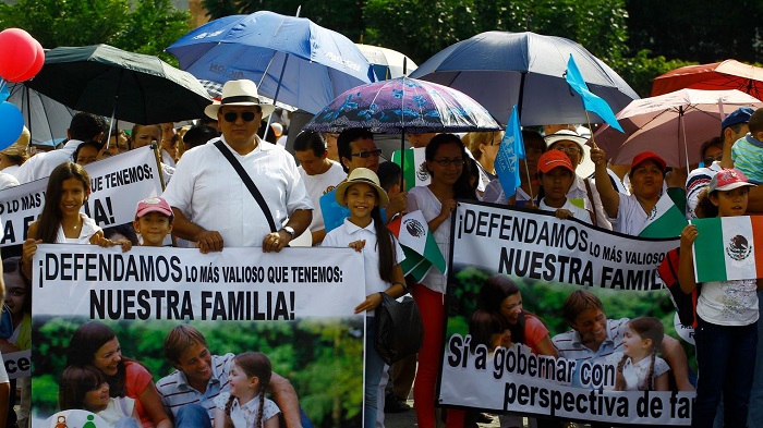 Mexique: manifestation contre le mariage gay